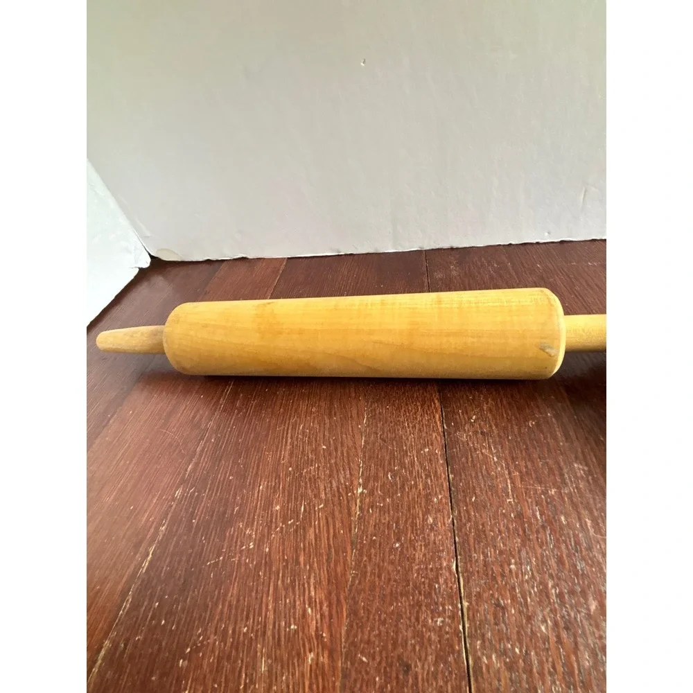 Vintage Solid Wood Rolling Pin 17 Inch Natural Finish Farmhouse Kitchenware